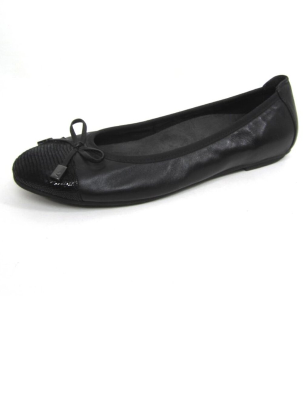 Vionic EUC Minna Black Size 7.5 M Leather Ballet Flats Bow Arch Support